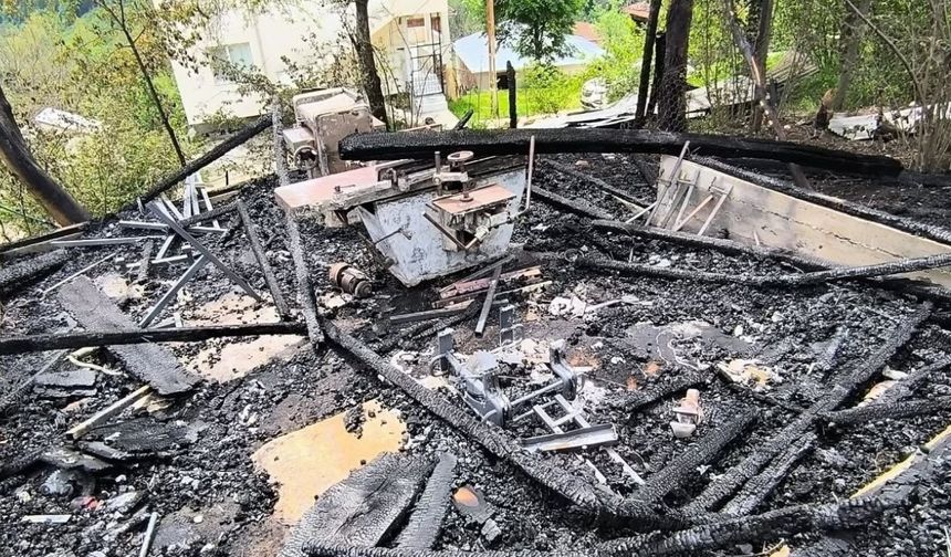 Ordu'da tek katlı marangoz atölyesi yandı
