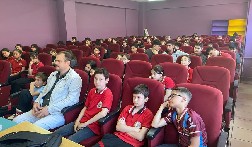 Akçaabat Belediyesi’nden Okullarda Çevre Bilinci Seferberliği
