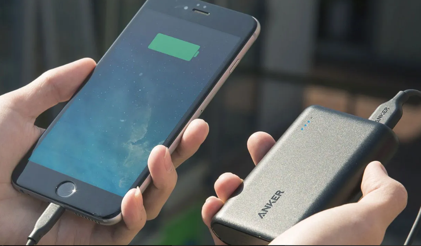 Uçaklarda Powerbank Yasağı Kapıda! Bakan Uraloğlu’ndan Kritik Açıklama