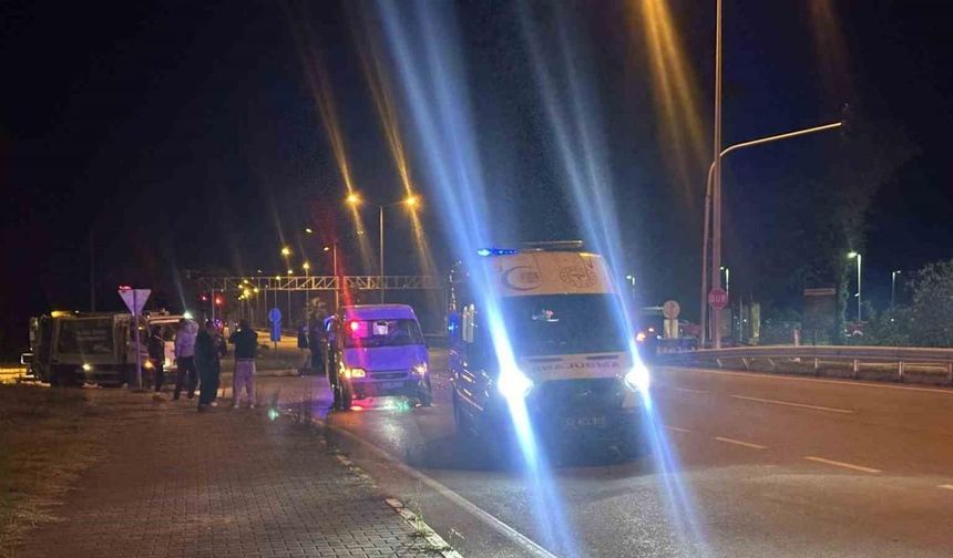 Ordu’da minibüs ile hafif ticari araç çarpıştı: 1 yaralı