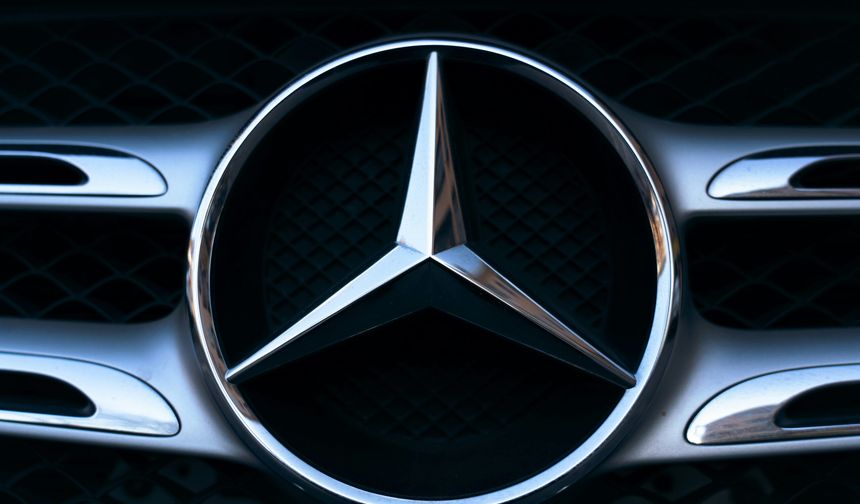 Mercedes-Benz’den “BMW motoru alacak” iddialarına sert yanıt: “Tamamen asılsız”