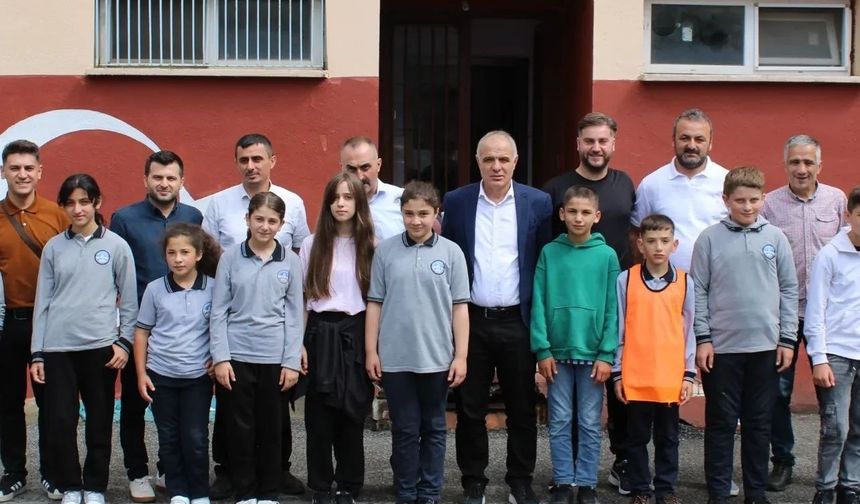29 Yıl Sonra İlk Görev Yerine Müdür Olarak Döndü