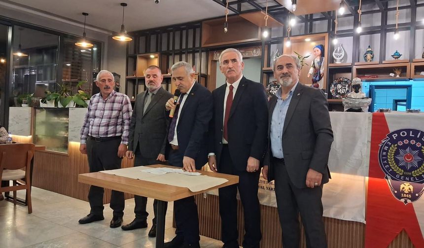 Trabzon'da Emekli Polislerin Cumhuriyet Coşkusu