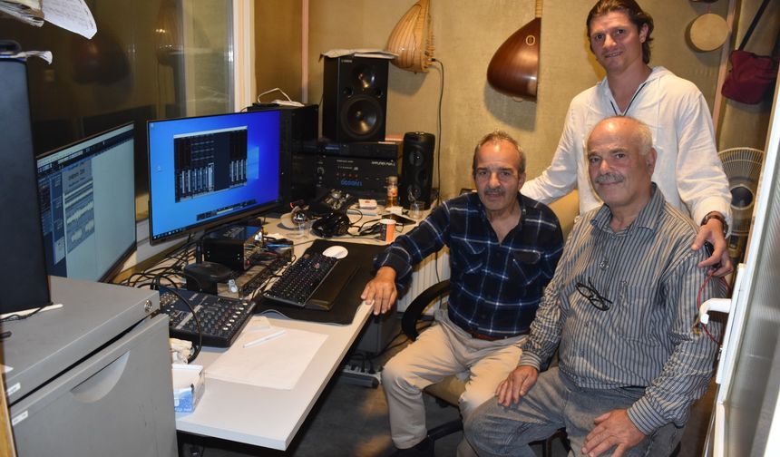 Unkapanı’nın Son Yolcularından: Trabzonlu “Akort Yaşar” Albüm Hayalini Gerçekleştiriyor