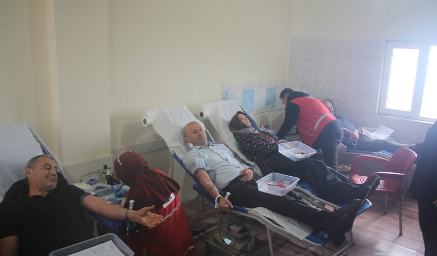 Güce'de kan bağışı kampanyası düzenlendi