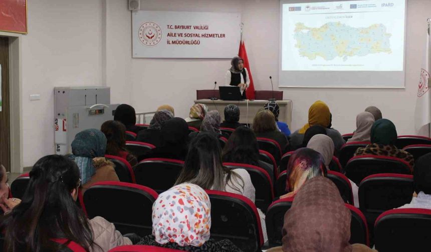 Bayburt'ta kurum personellerine IPARD proje hazırlama eğitimi verildi