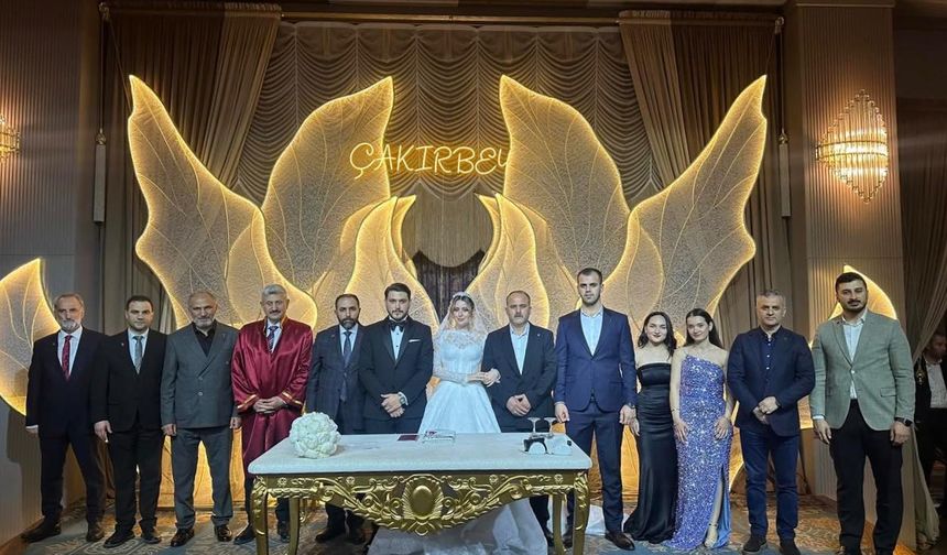 Şahintaş ve Kurt Ailelerinin Mutlu Günü: Talip ile Ece Dünyaevine Girdi