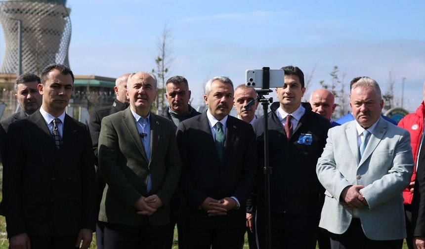 Cumhurbaşkanı Erdoğan, 5G teknolojisi ile Bitlis, Çanakkale, İstanbul, Hatay, Rize ve Mardin valileri ile canlı bağlantı kurdu