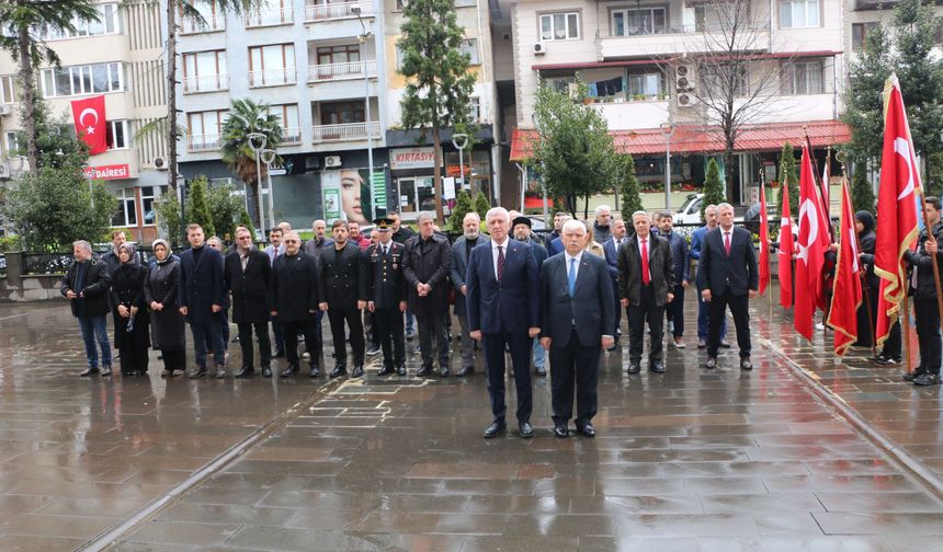 Şalpazarı ve Of'ta 23 Nisan Ulusal Egemenlik ve Çocuk Bayramı kutlandı