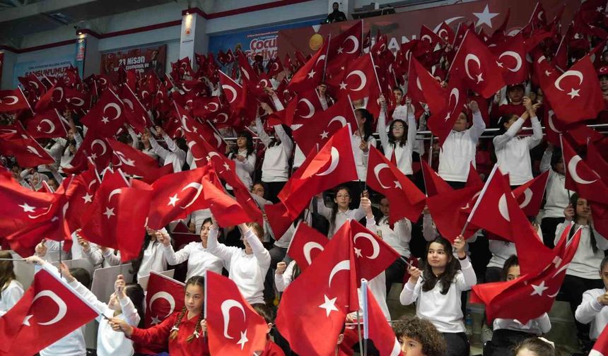 23 Nisan, dünya çocuklarıyla kutlandı