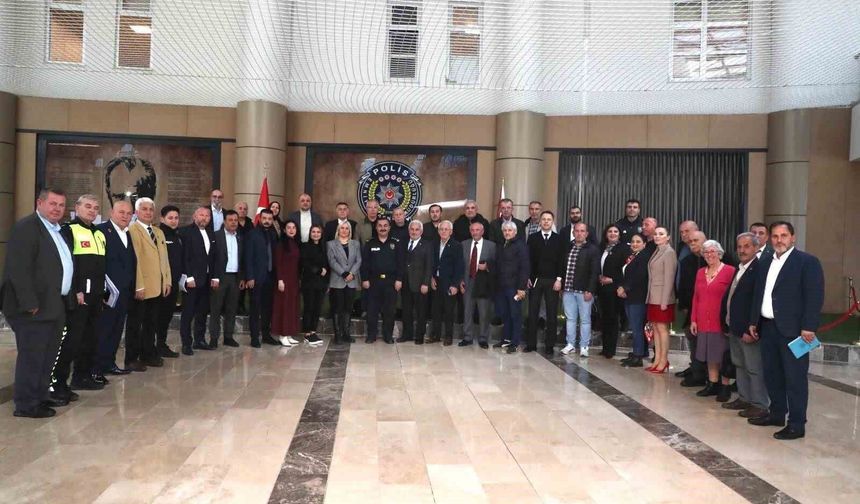 İlkadım muhtarlarıyla güvenlik toplantısı
