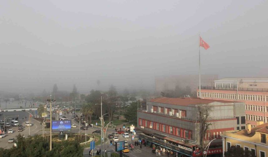 Karadeniz'de sis alarmı: sahil görünmez oldu