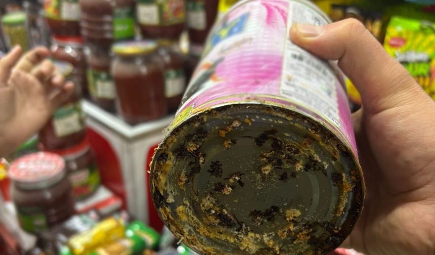 Vatandaş Şikayet Etti, Zabıta Harekete Geçti! 4 Kamyonet Dolusu Ürüne El Konuldu