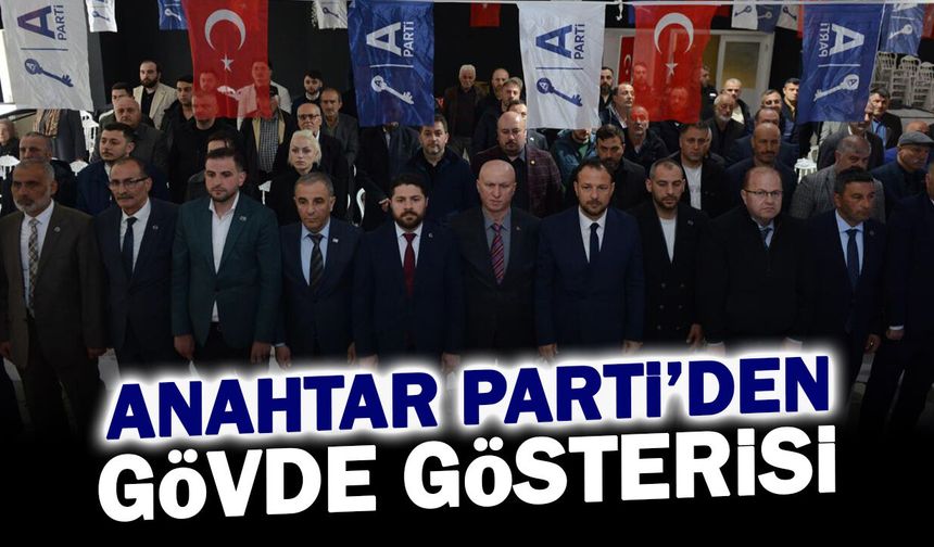 Anahtar Parti’den Dernekpazarı’nda Gövde Gösterisi