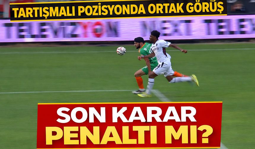 Alanyaspor-Trabzonspor maçındaki kritik penaltı pozisyonu için beIN Sports Trio ekibi aynı noktada buluştu