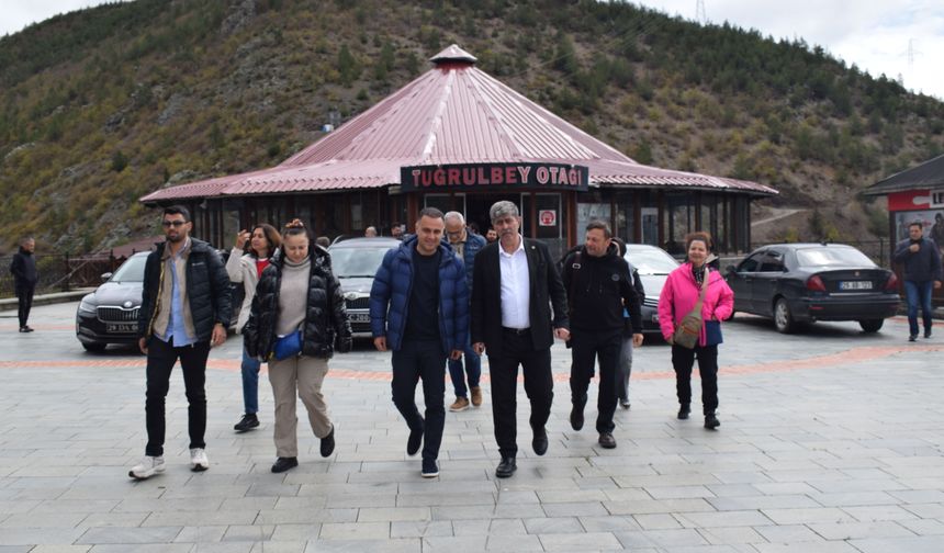 TUREB üyeleri Torul'daki Cam Seyir Terasını ziyaret etti
