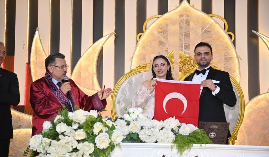 Trabzon’da Sağlam Ve Birinci Ailelerini Buluşturan Görkemli Düğün
