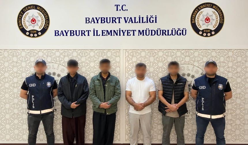 Bayburt’ta 2 düzensiz göçmen ve 2 şüpheli yakalandı