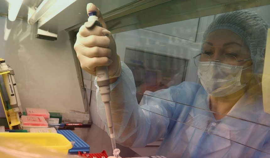 Rusya'da Veba Alarmı: 28 Yaşındaki Laboratuvar Çalışanı Öldü, 200 Kişi İzlemde