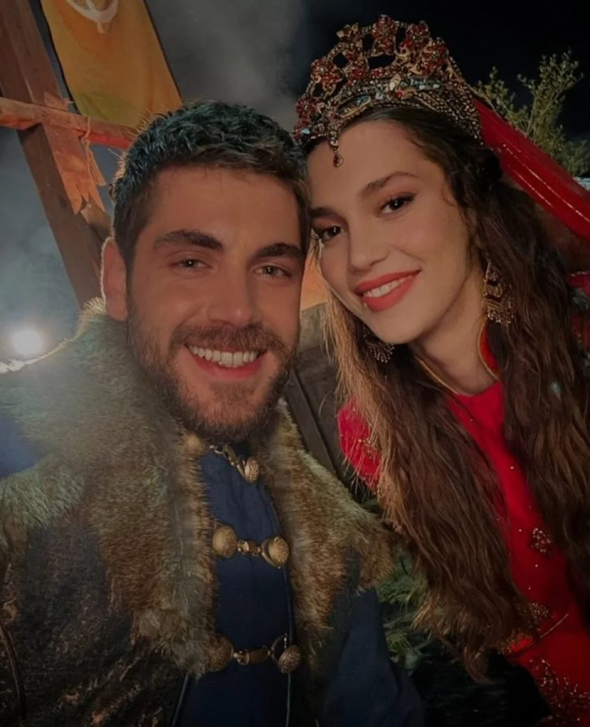 Emre Bey 4 850X1046