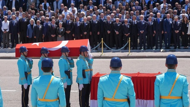 Altan Öymen (1)