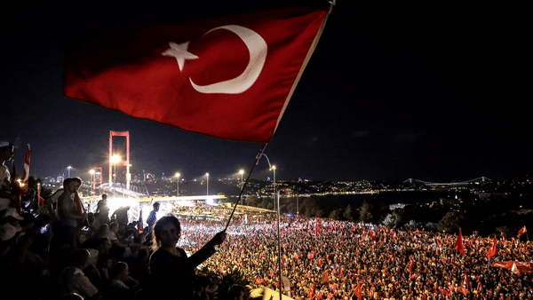 Bayrak Bizim, Vatan Bizim, Millet Biziz: 15 Temmuz’un 9. Yılında Unutulmayan Direniş