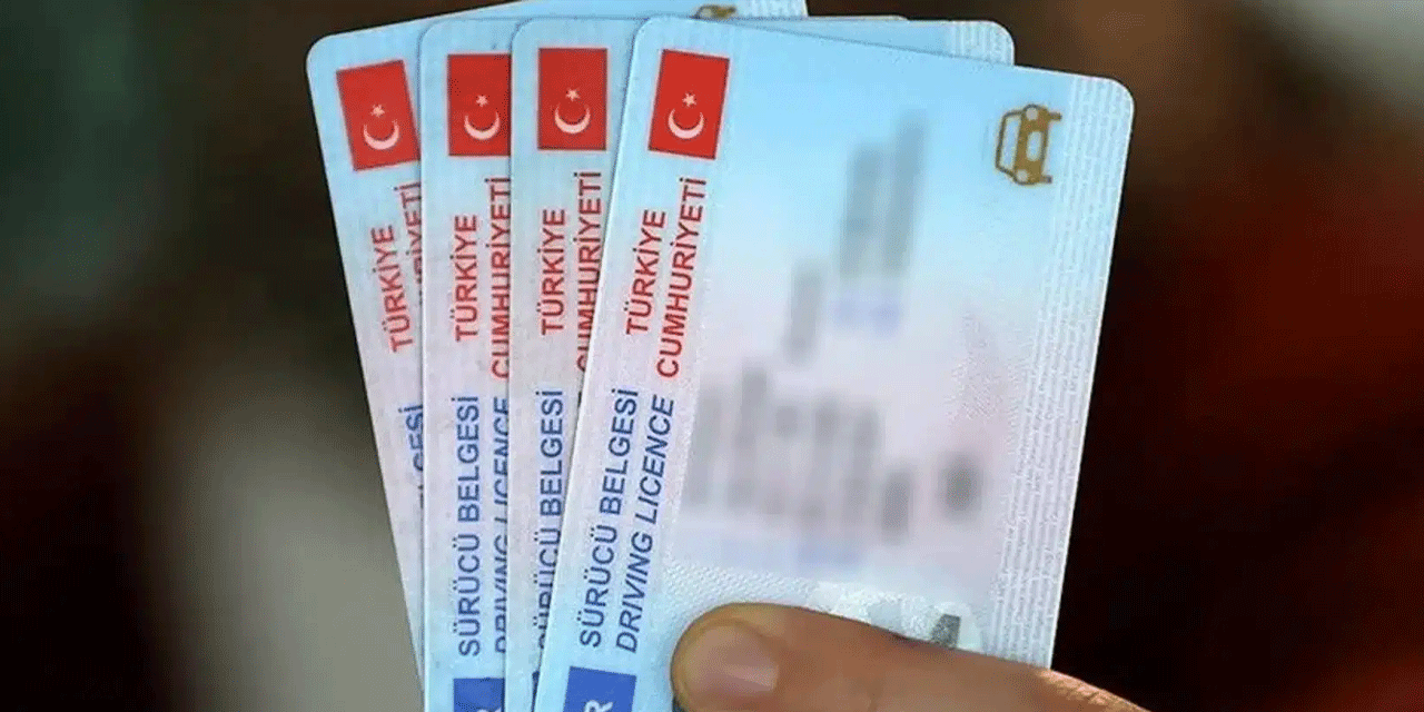 Eski Tip Ehliyetler İçin Zaman Daralıyor: Vatandaş Randevu Bulamıyor