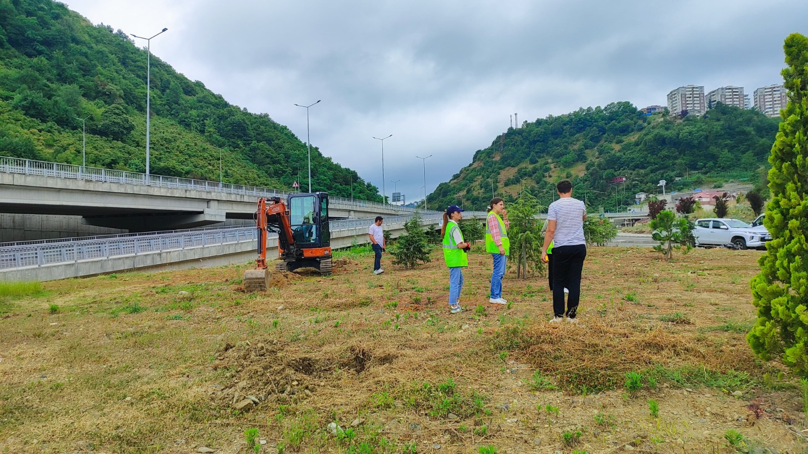 Trabzon Büyükşehir’den Park ve Yeşil Alanlara Estetik Dokunuş