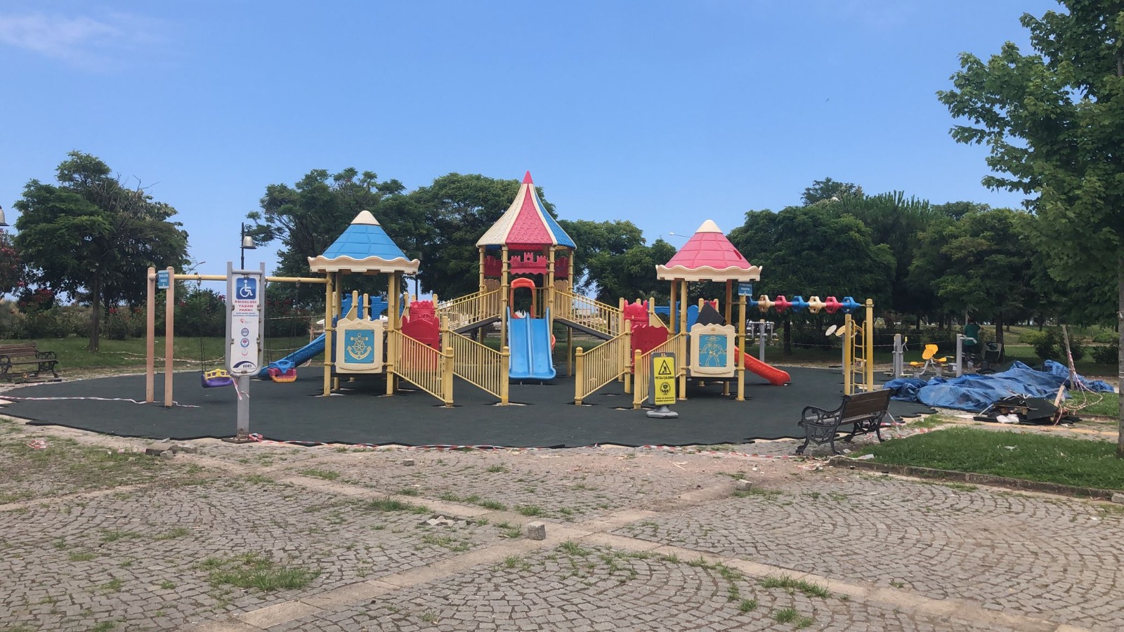 Trabzon Büyükşehir’den Park ve Yeşil Alanlara Estetik Dokunuş