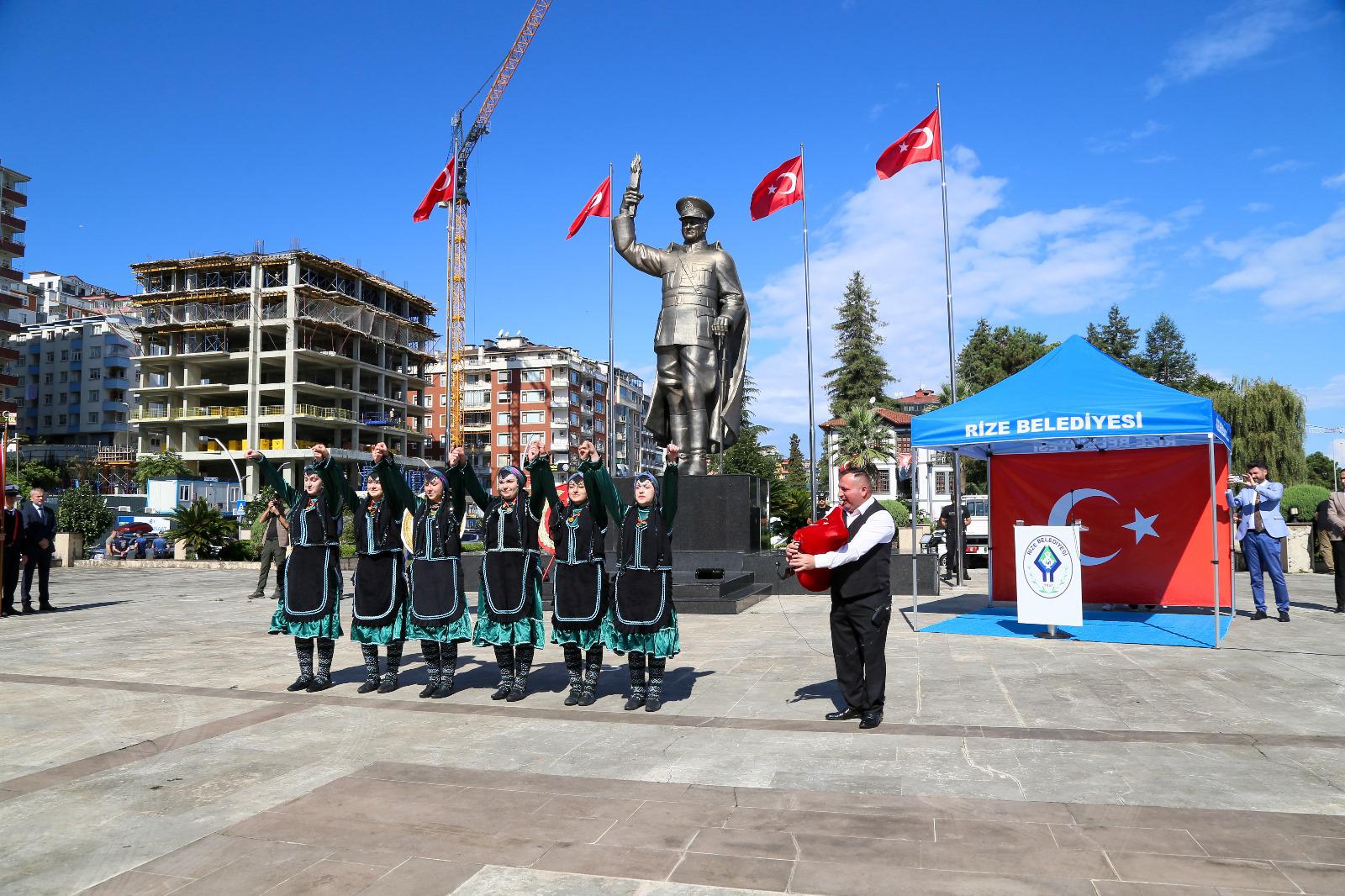 Atatürk (2)-1