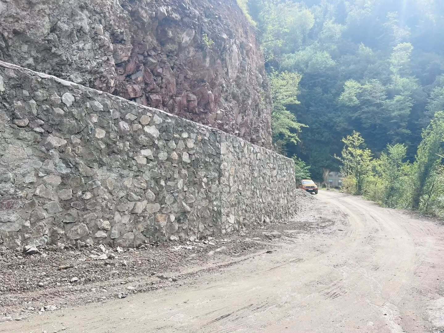Çaykara Belediyesi'nden İlçeye Hizmet Yağmuru: Yeni Projeler Hayata Geçiyor