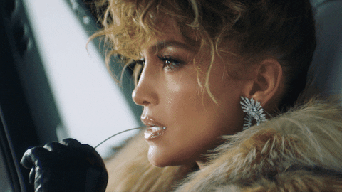 Jennifer Lopez makyajsız haliyle Instagram'da doğal güzelliğini konuşturdu