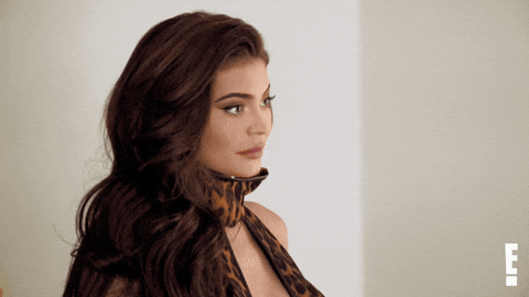 Kylie Jenner’ın Kelepçeli Tanıtımı Tepki Çekti: “Gerçeklikten Kopuk!”