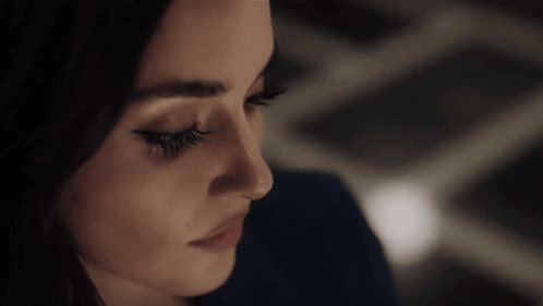 Hande Erçel 5 Yılda 50 Milyon TL Kazandı! Lüks Aracıyla Olay Oldu