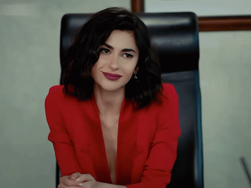 Nesrin Cavadzade Sevgili Kriterini Açıkladı: “Standartlarım Çok Yüksek”