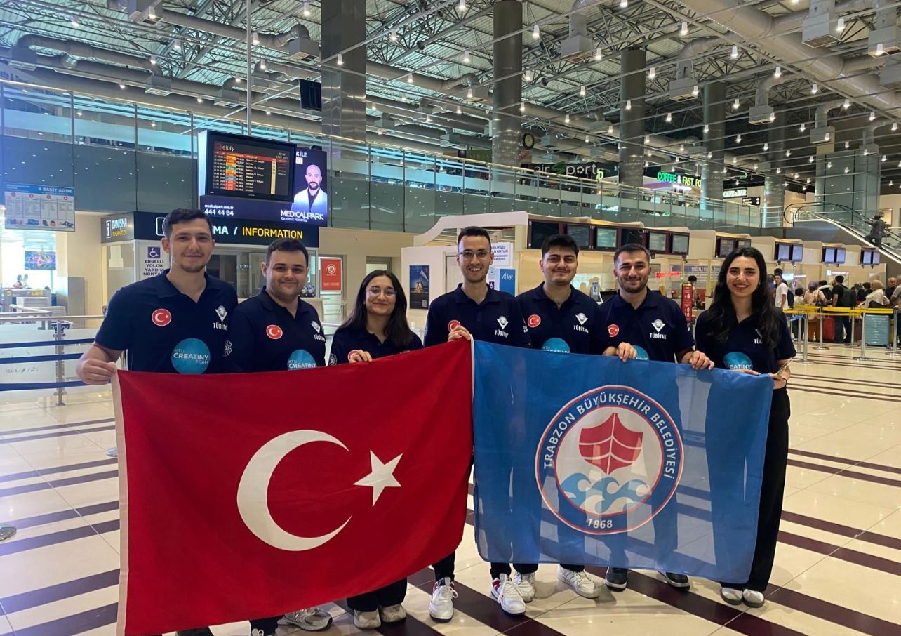 Katot Takımı: Teknofest Robotaksi Yarışması “En Özgün Yazılım” birincisi
Creatiny Dikey İnişli Roket Takımı: Türkiye üçüncüsü
Robolig Takımı: Türkiye beşincisi