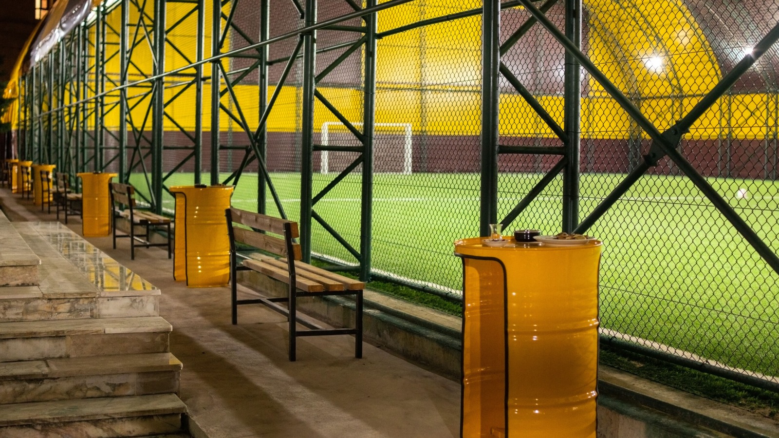 İlçemize kazandırılan bu güzel tesisin; gençlerimizin sporla buluşmasına, birlik ve beraberliğimizin pekişmesine vesile olmasını temenni ediyorum" ifadelerini kullandı. Başkan Sarıalioğlu, emeği geçen tüm kurum ve kişilere teşekkür ederek tesisin hayırlı olmasını diledi.
