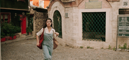 Çarpıntı Dizisinde Mihriban Er Krizi: Oyuncu Diziden Neden Çıkarıldı?