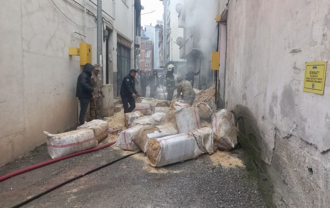 A A 20251115 39713570 39713568 G O L K O Y D E D E P O D A C I K A N Y A N G I N S O N D U R U L D U