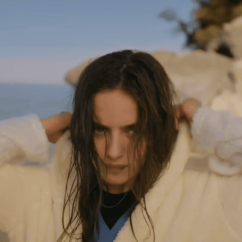 Taşacak Bu Deniz’in Eleni’si Popülerliğe Doymuyor: Acun Ilıcalı Harekete Geçti