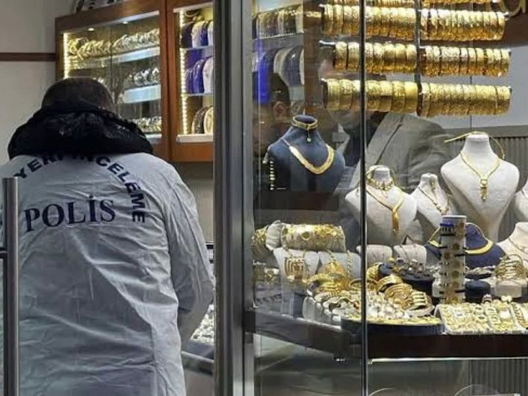 Whatsapp Image 2025 11 10 At 23.49.31