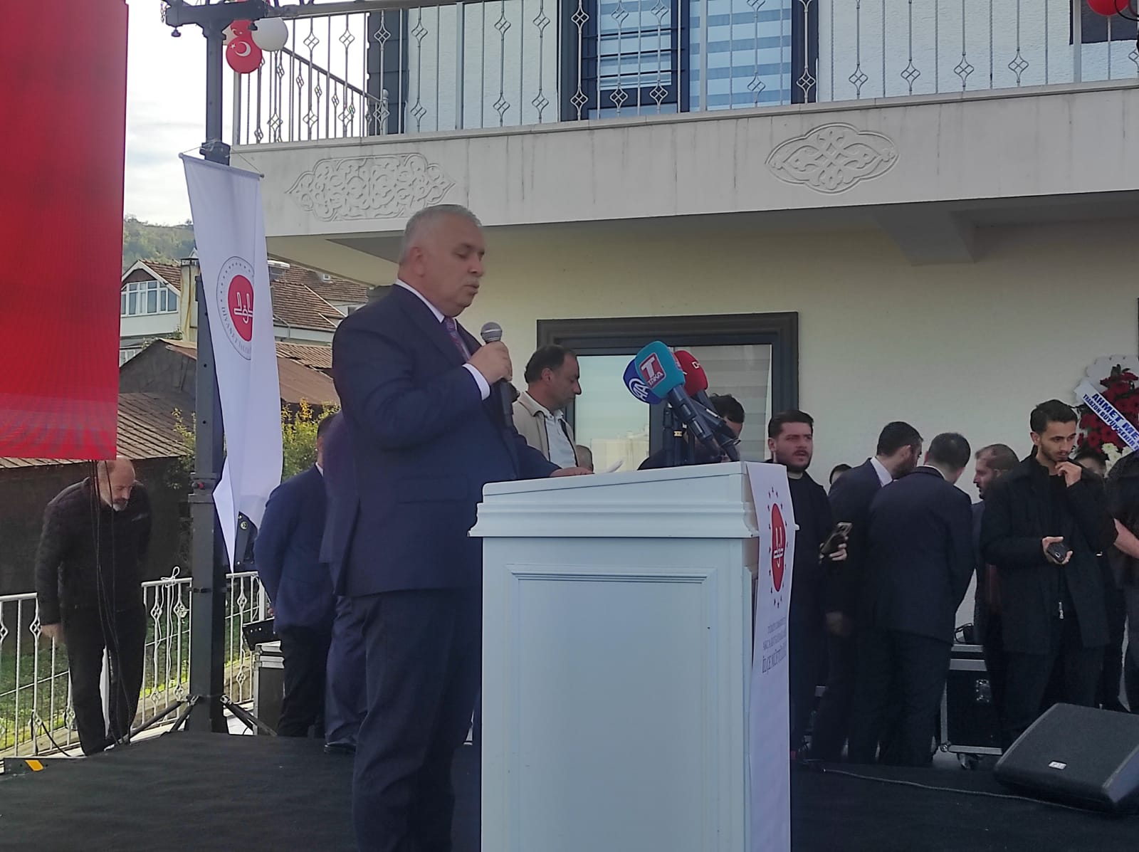 Whatsapp Image 2025 11 22 At 12.13.13