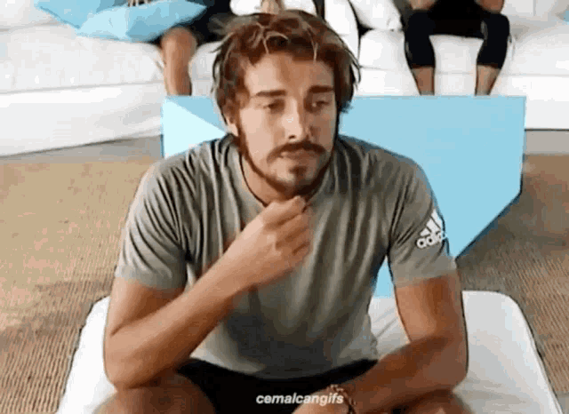 Cemal Can Canseven'den yıllar sonra Survivor itirafı: "Ağlaya ağlaya yedim"