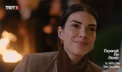 Deniz Baysal’dan set arkası paylaşım: Esme karakteri kamera arkasında da göz kamaştırdı