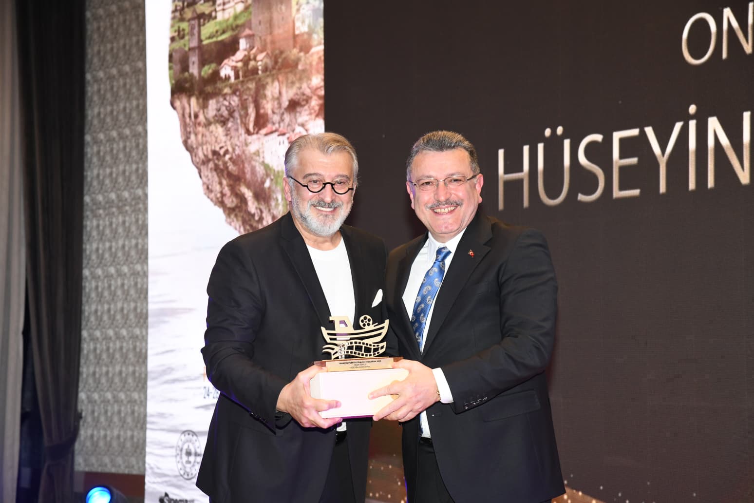 Whatsapp Image 2025 12 26 At 22.27.59-1