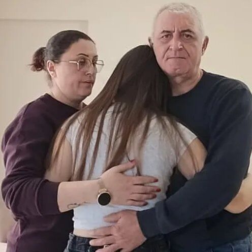 H A3 X Aqm W8 A A A F N