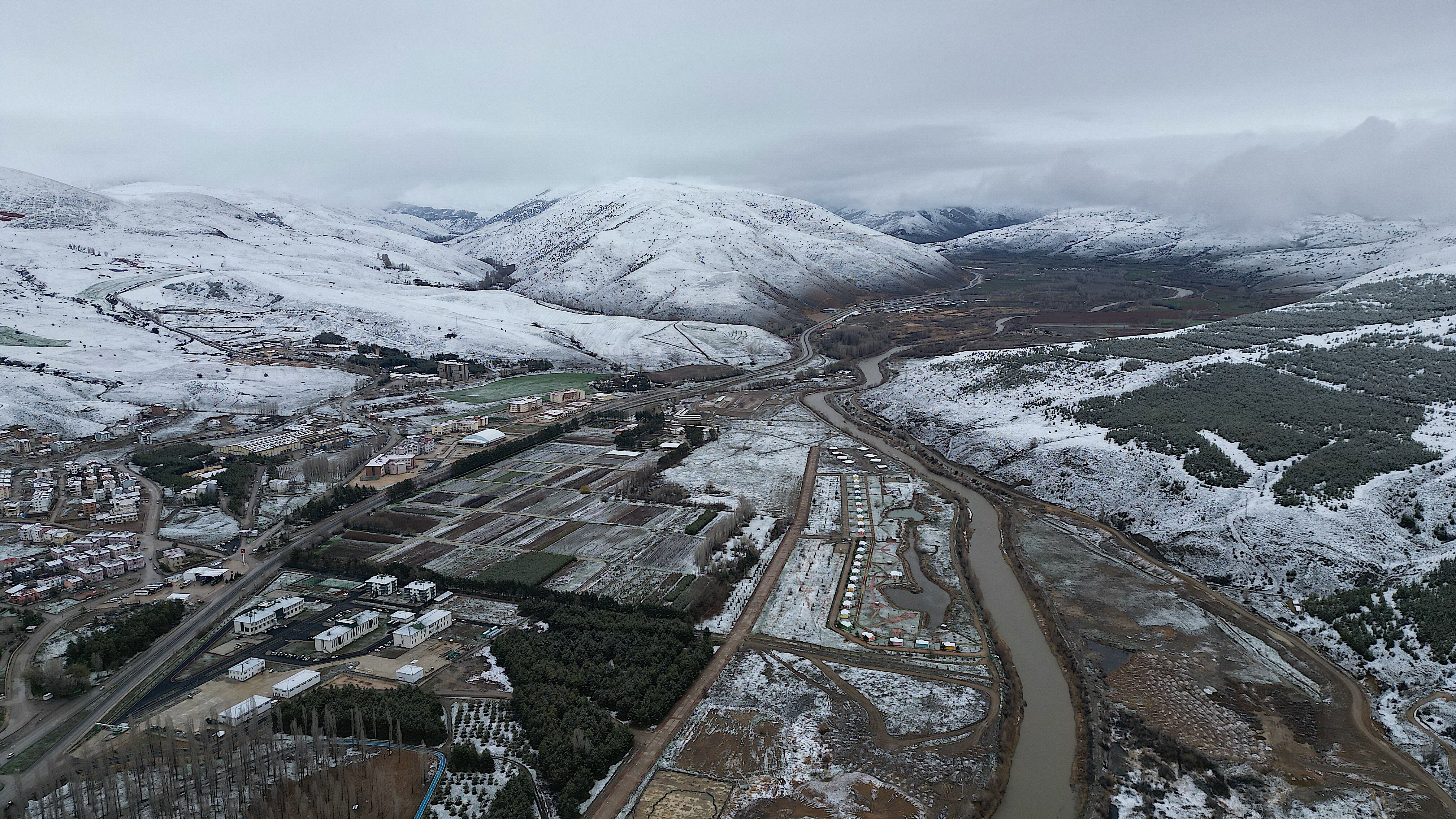 A A 20260420 41157473 41157472 B A Y B U R T T A K A R E T K I L I O L D U