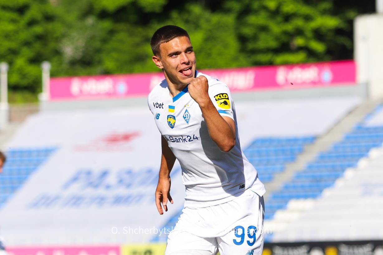 Матч « Динамо» – « Верес» 3 0. 1 Травня 2024 Року — 1527677