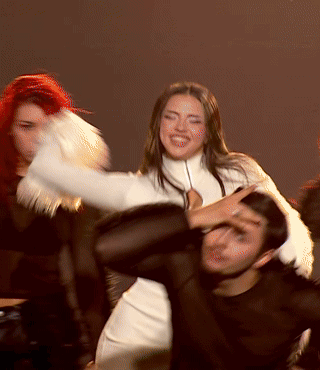 Eurovision Şampiyonu Dara’nın Eşi Gündem Oldu! Türk Olduğu İddiası Sosyal Medyayı Salladı