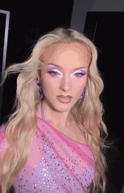Zara Larsson İstanbul’u Salladı: Tarkan Sürprizi Dikkat Çekti